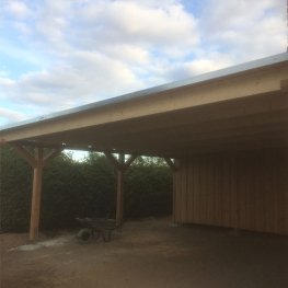 Doppelcarport mit Abstellraum